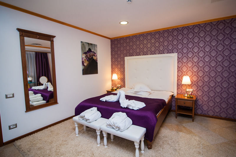 Dbh Bucharest Hotel Ngoại thất bức ảnh