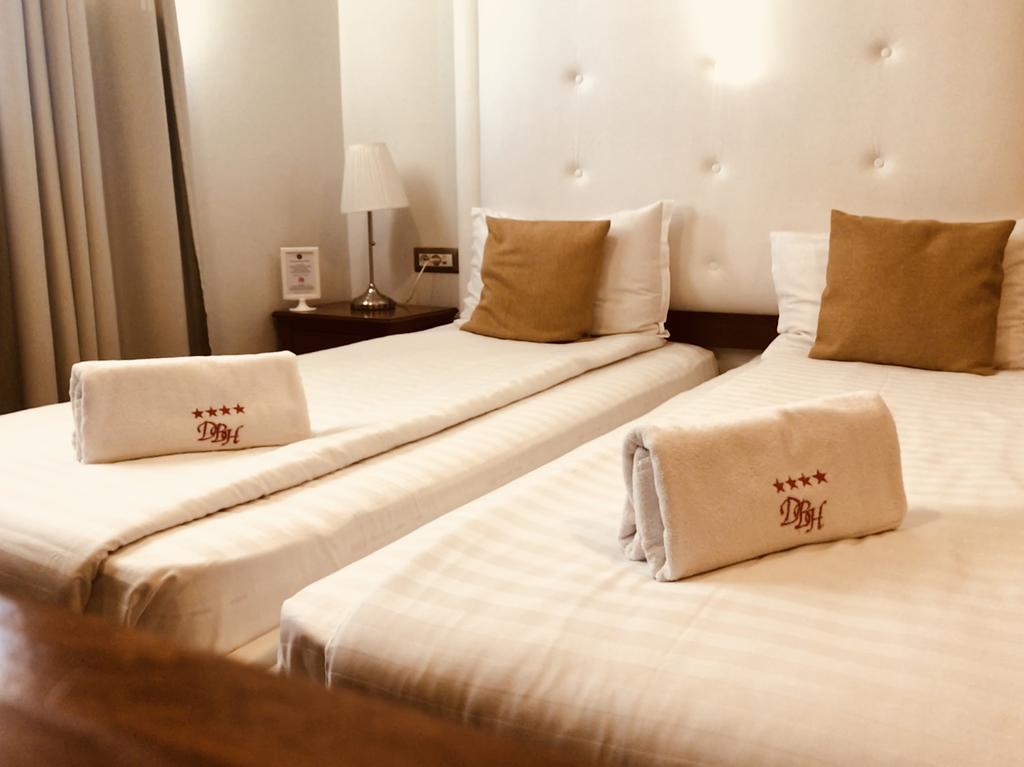 Dbh Bucharest Hotel Ngoại thất bức ảnh