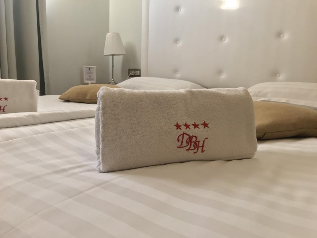 Dbh Bucharest Hotel Ngoại thất bức ảnh