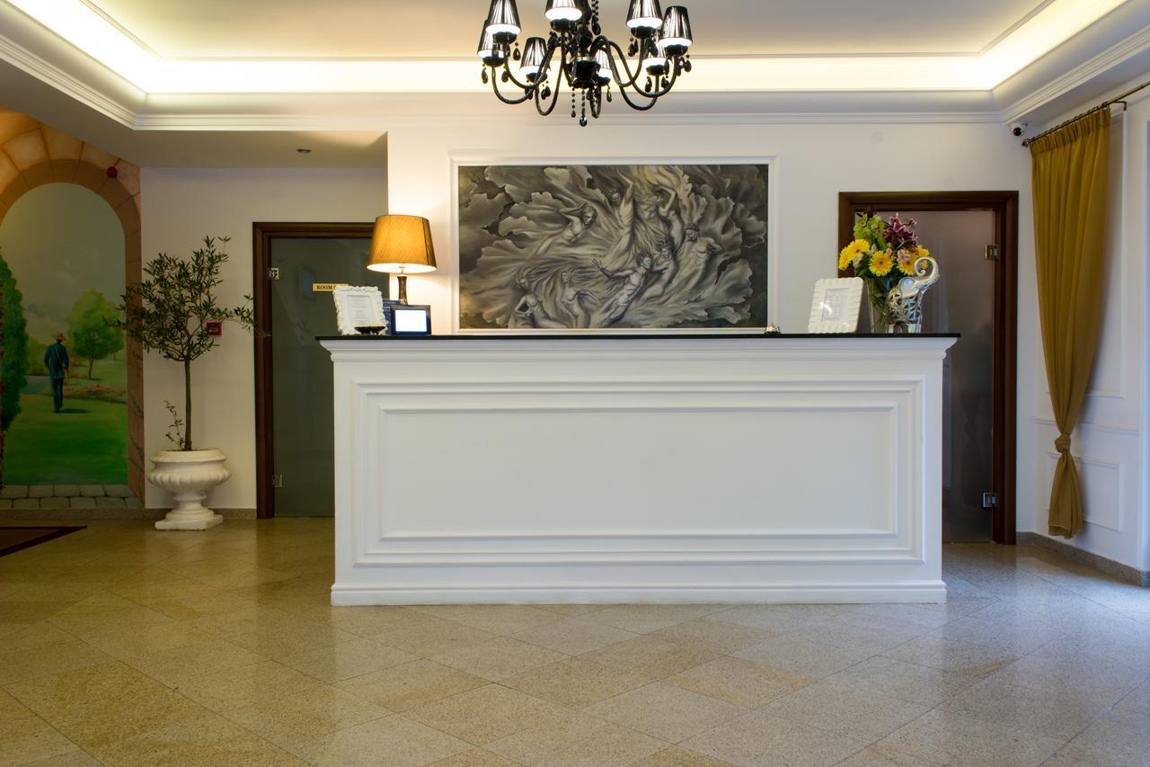 Dbh Bucharest Hotel Ngoại thất bức ảnh