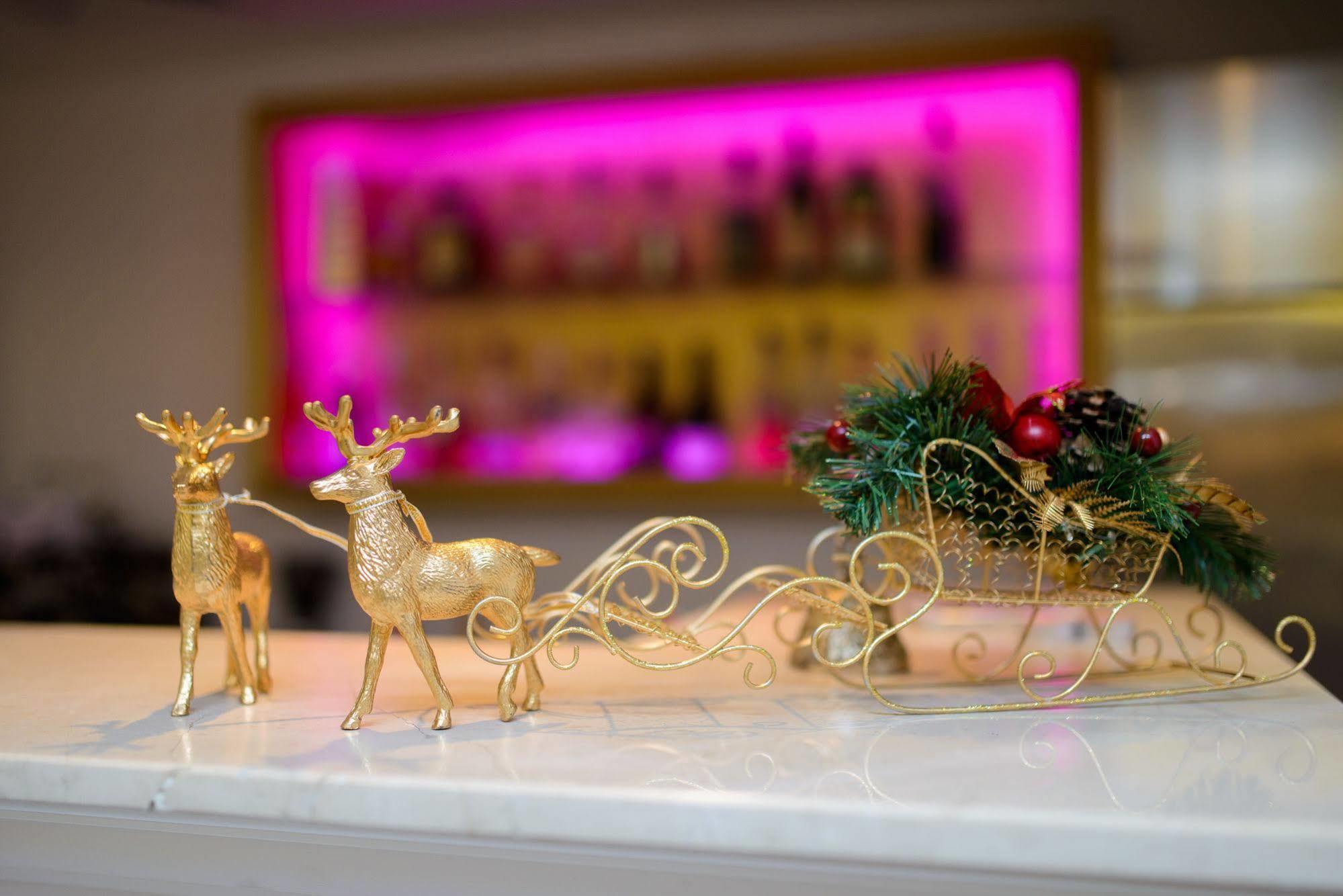 Dbh Bucharest Hotel Ngoại thất bức ảnh