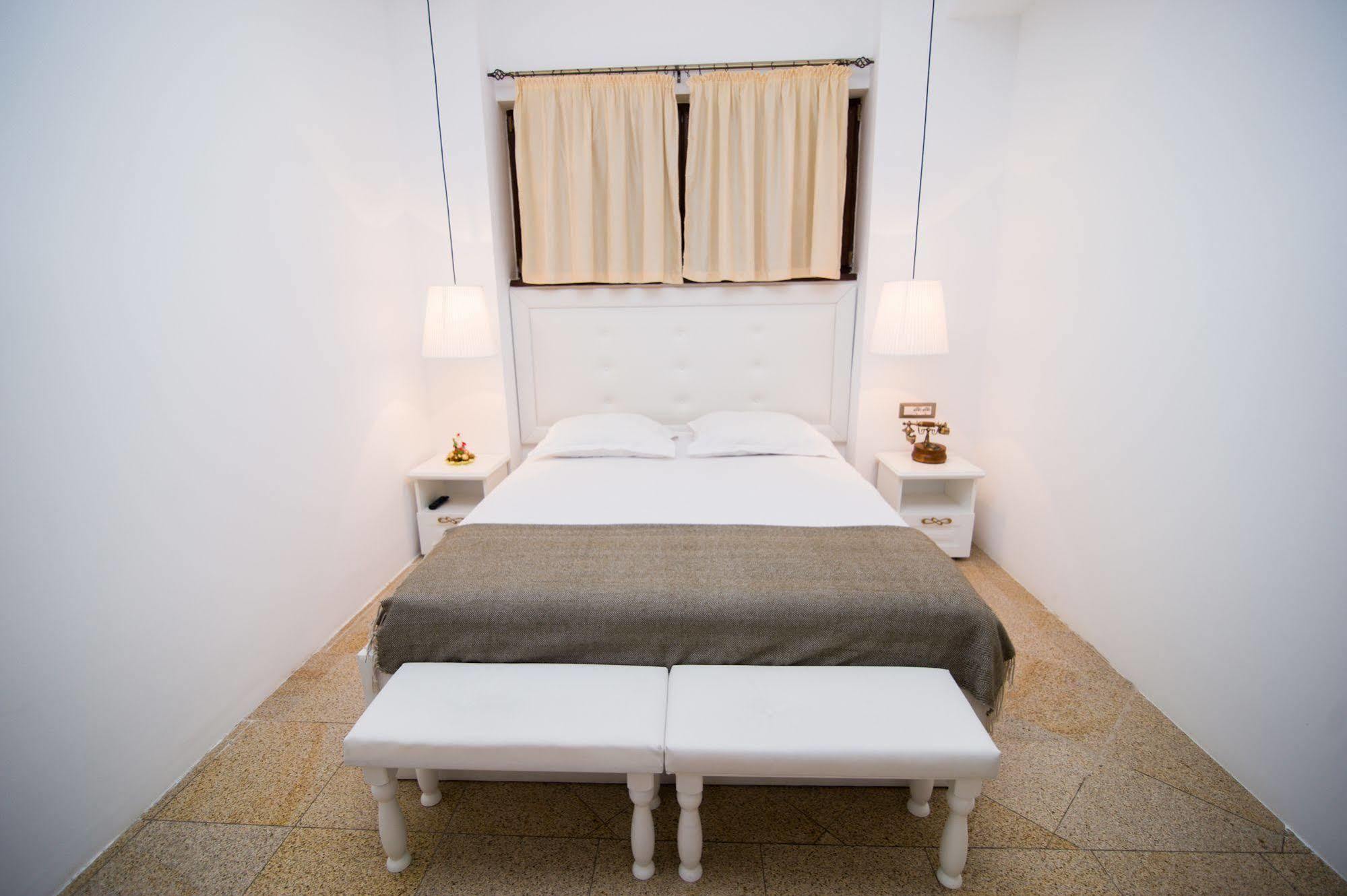 Dbh Bucharest Hotel Ngoại thất bức ảnh
