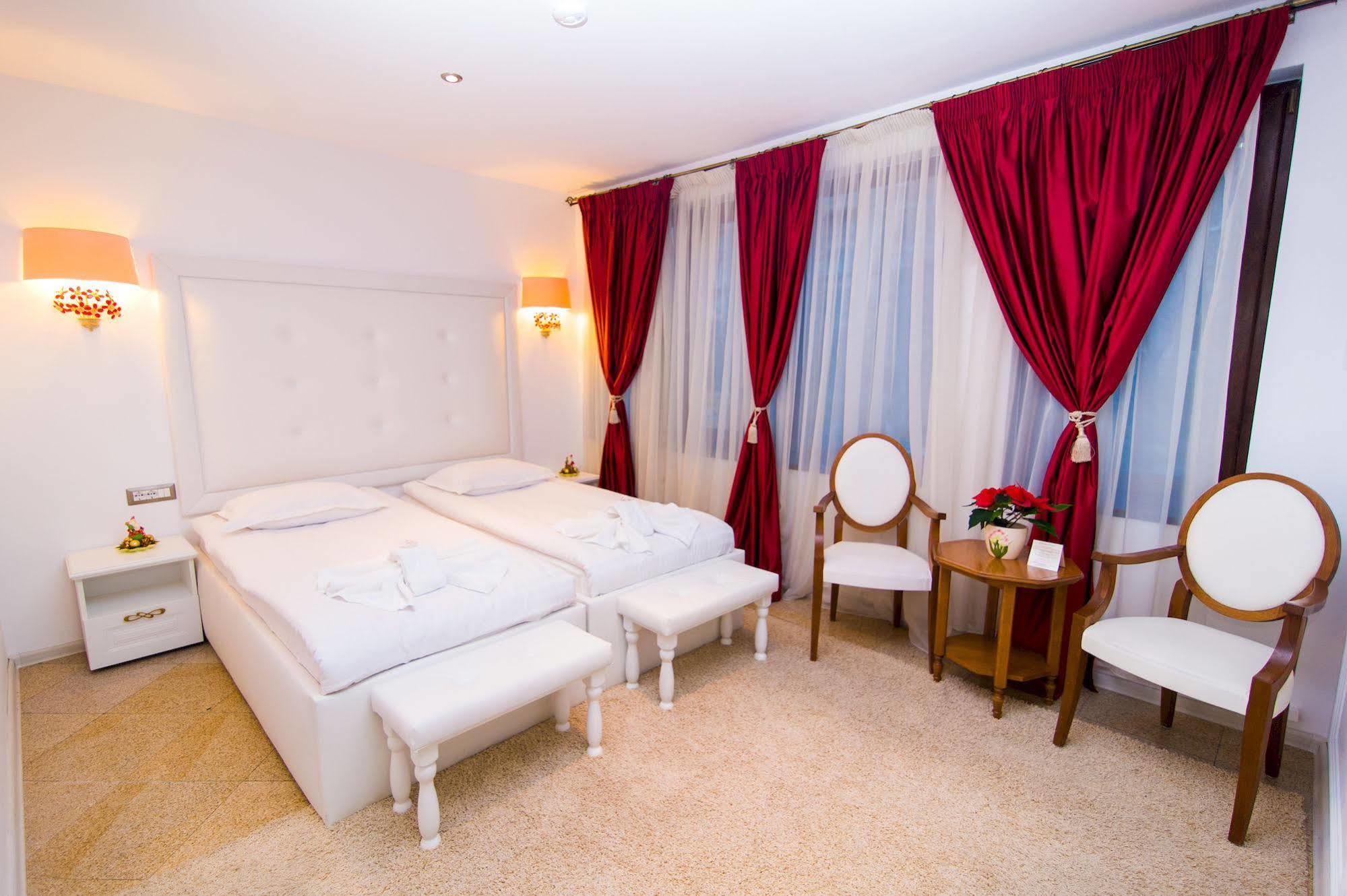 Dbh Bucharest Hotel Ngoại thất bức ảnh