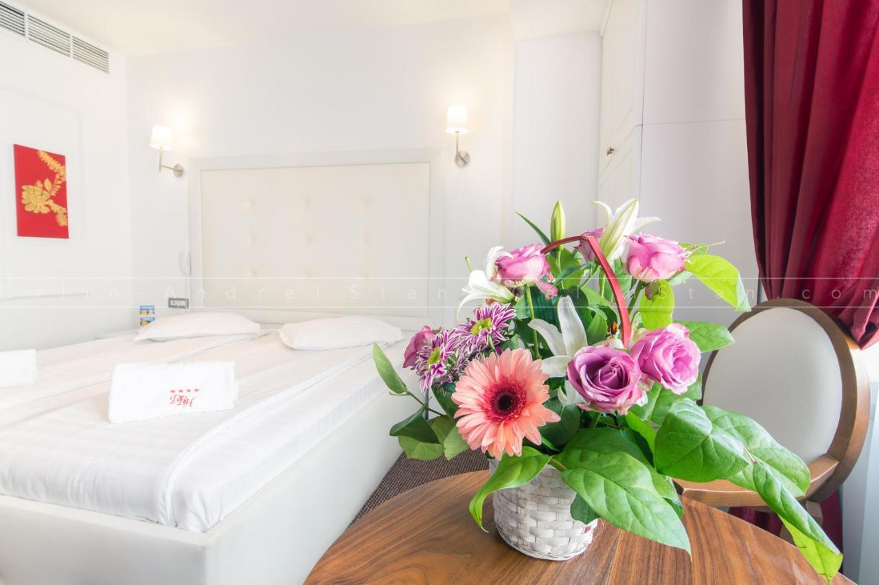Dbh Bucharest Hotel Ngoại thất bức ảnh
